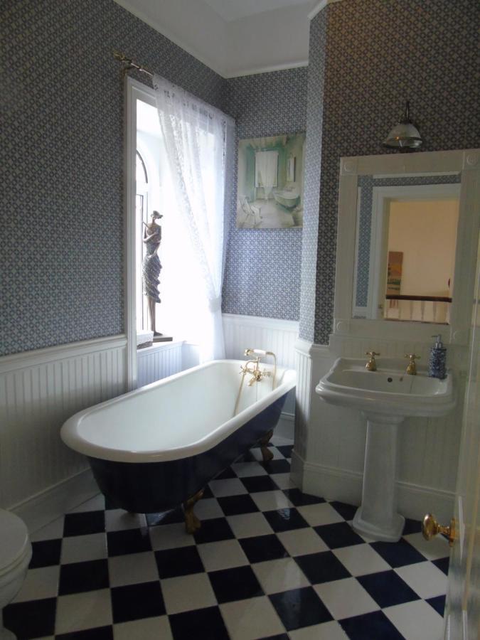 Hartley House B&B Carrick-on-Shannon Екстер'єр фото